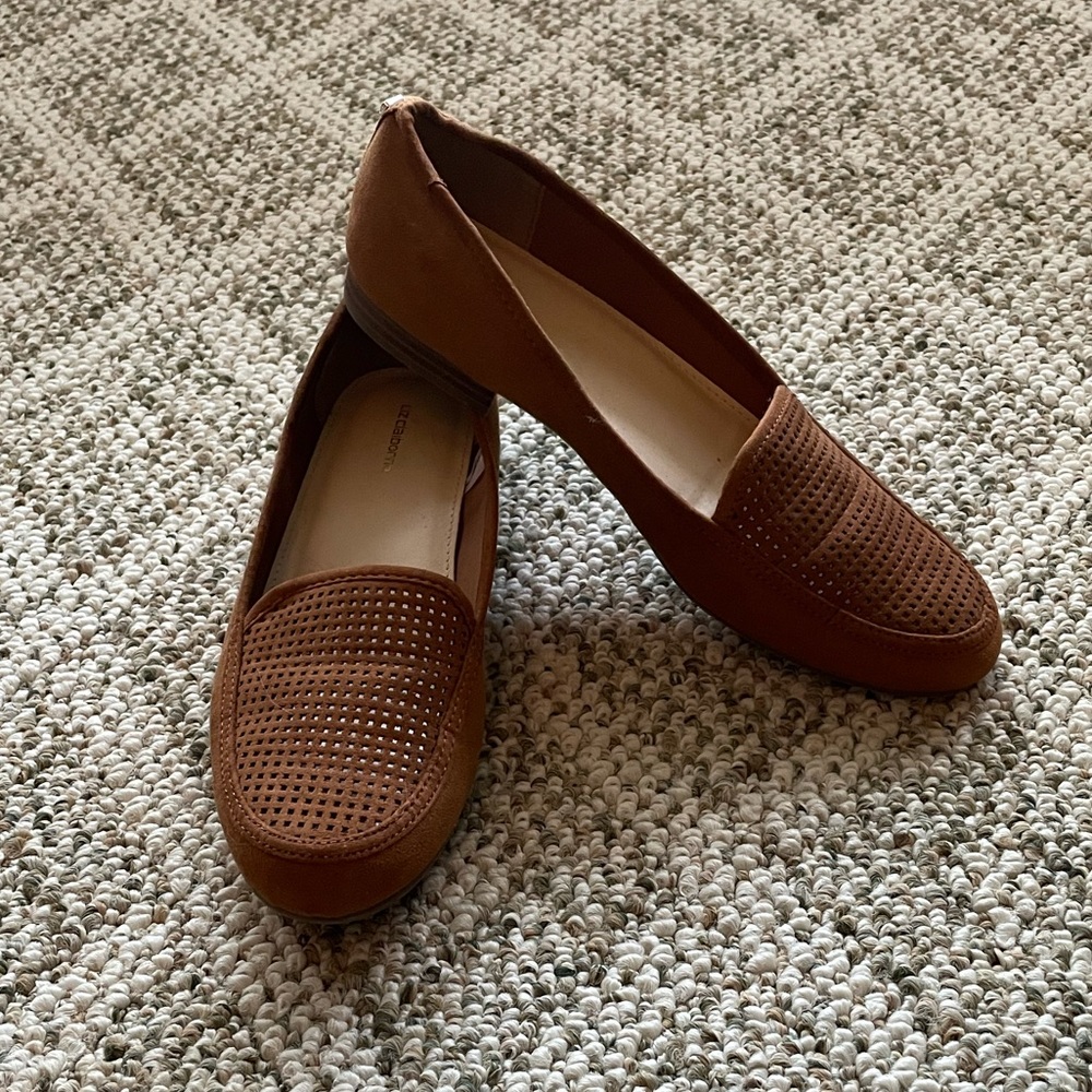 Liz Claiborne brown shoes
